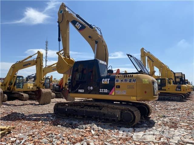 CAT 323D 대형 굴삭기 29톤 이상