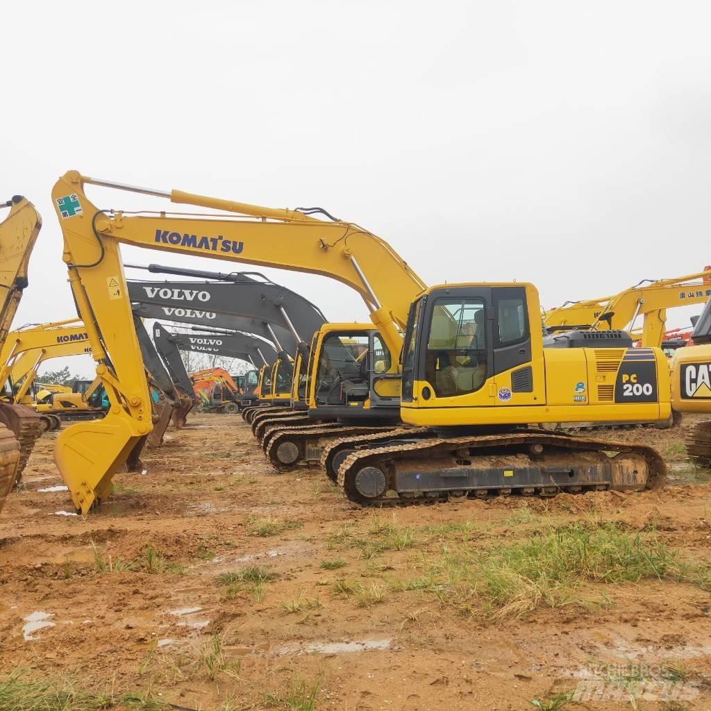 Komatsu PC200-8 대형 굴삭기 29톤 이상