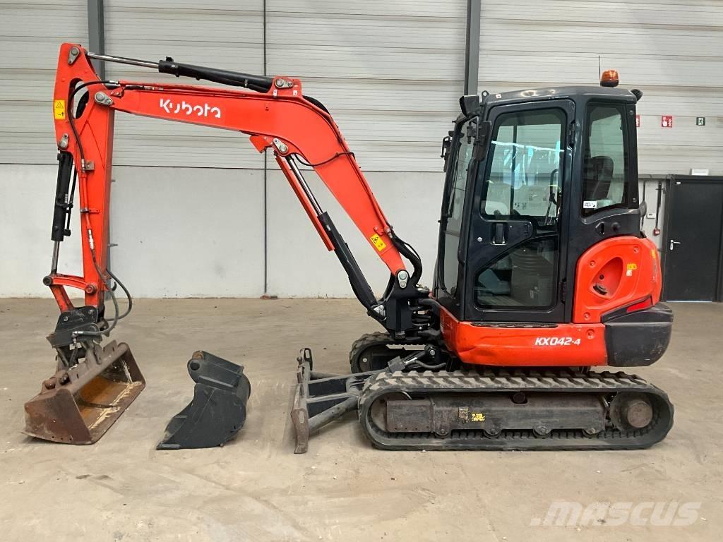 Kubota KX 042-4 소형 굴삭기 7톤 미만