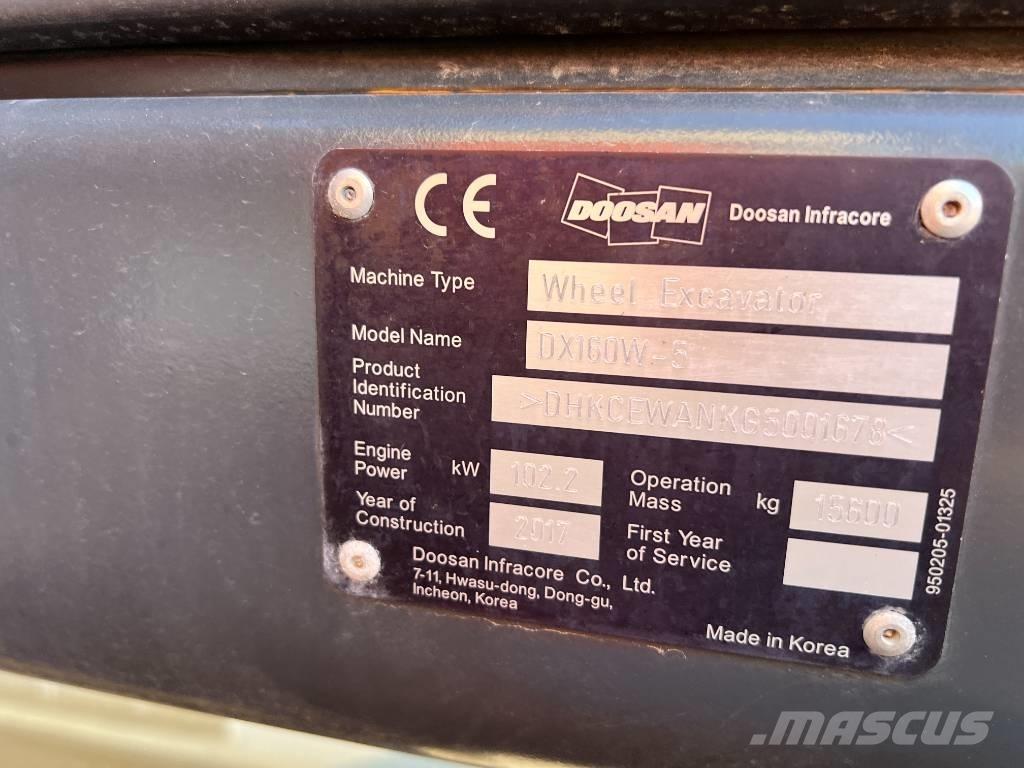 Doosan DX160W-5  휠 굴삭기