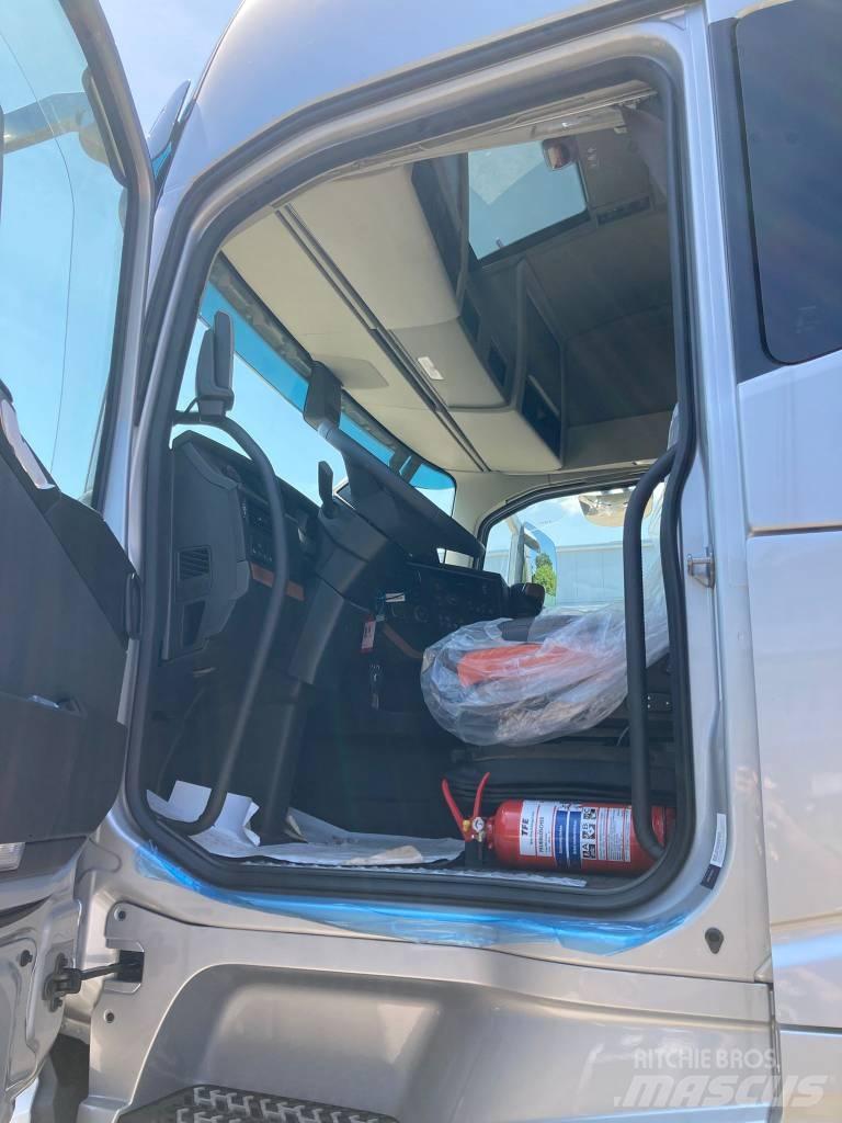 Volvo FH16-650 크레인 트럭