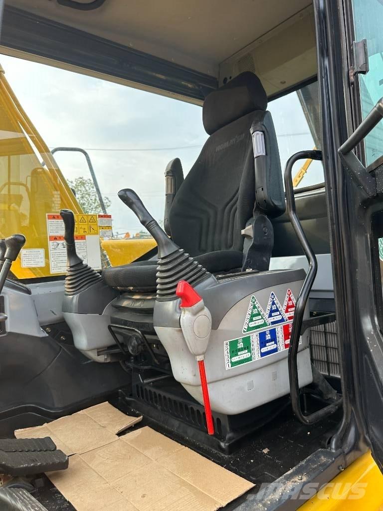 Komatsu PC 110 대형 굴삭기 29톤 이상