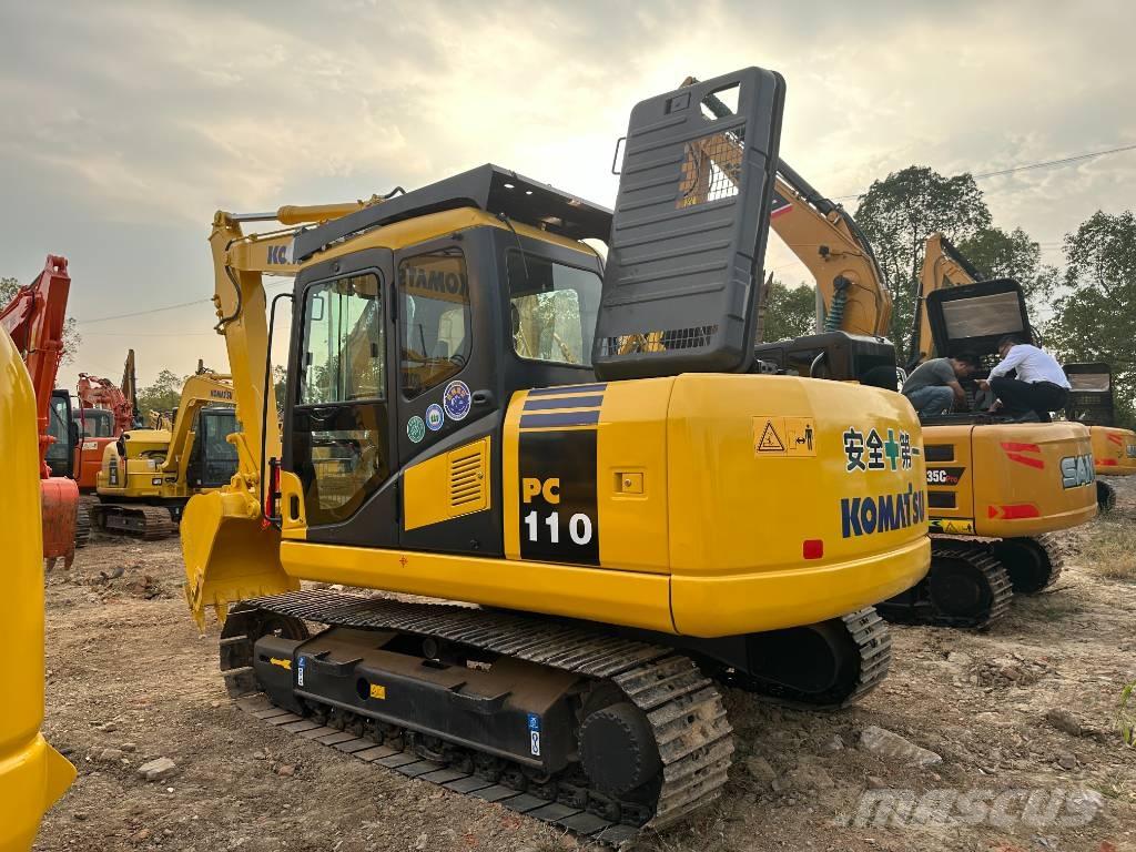 Komatsu PC 110 대형 굴삭기 29톤 이상