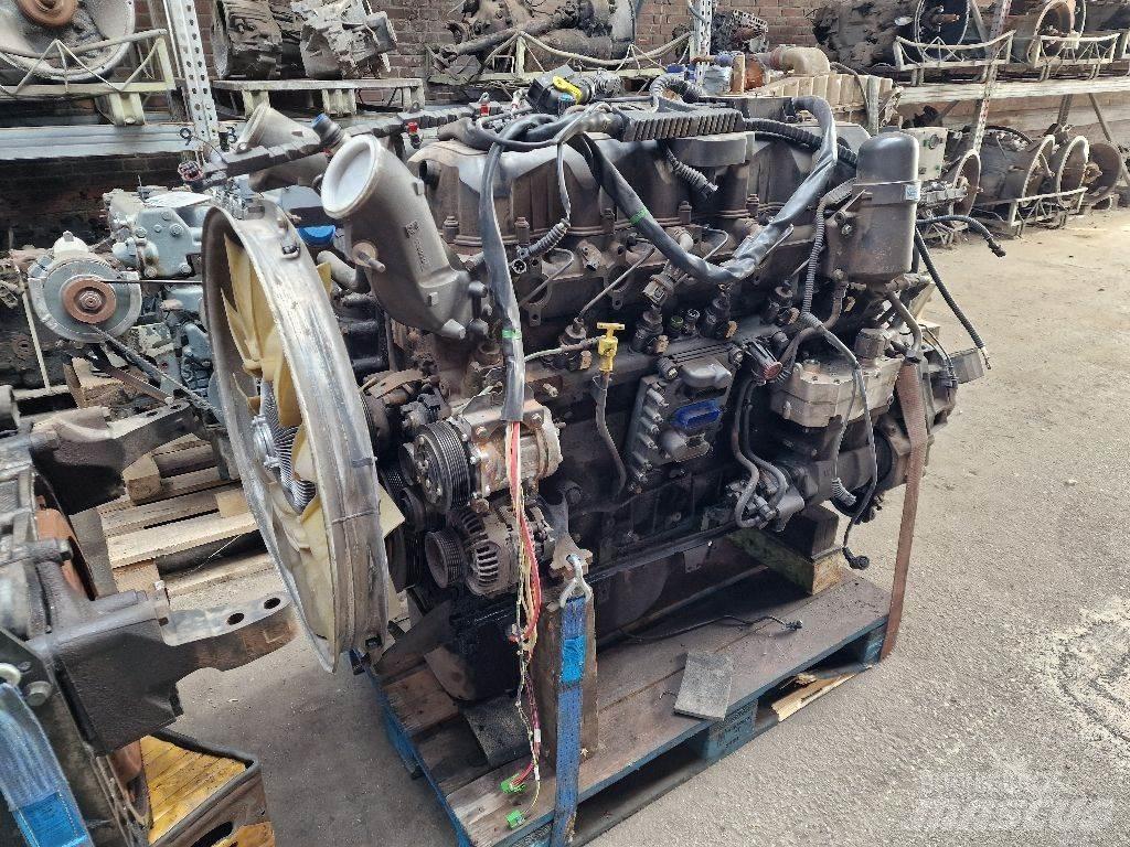 Paccar MX300U1 엔진