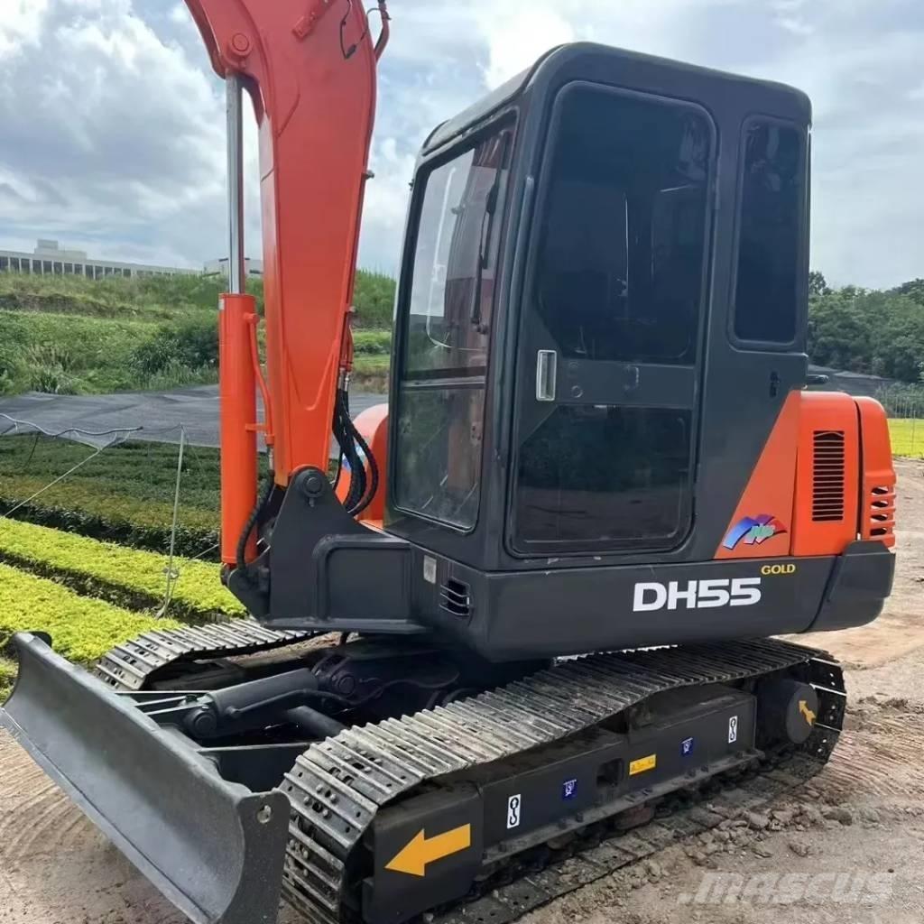 Doosan DH 55 소형 굴삭기 7톤 미만