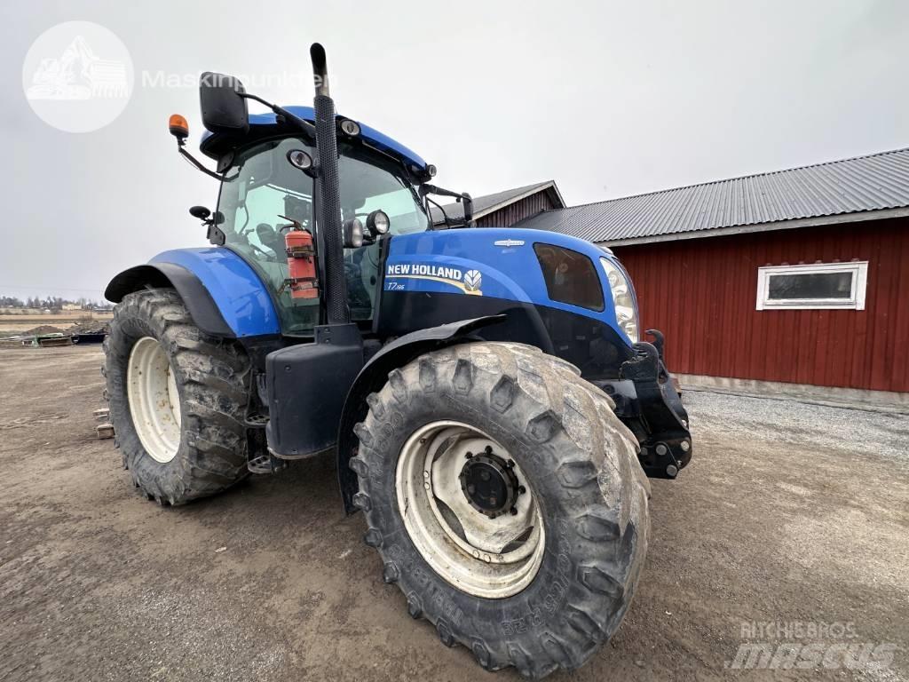 New Holland T 7.185 트랙터