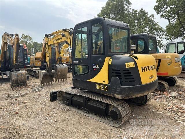 Hyundai R60-7 대형 굴삭기 29톤 이상
