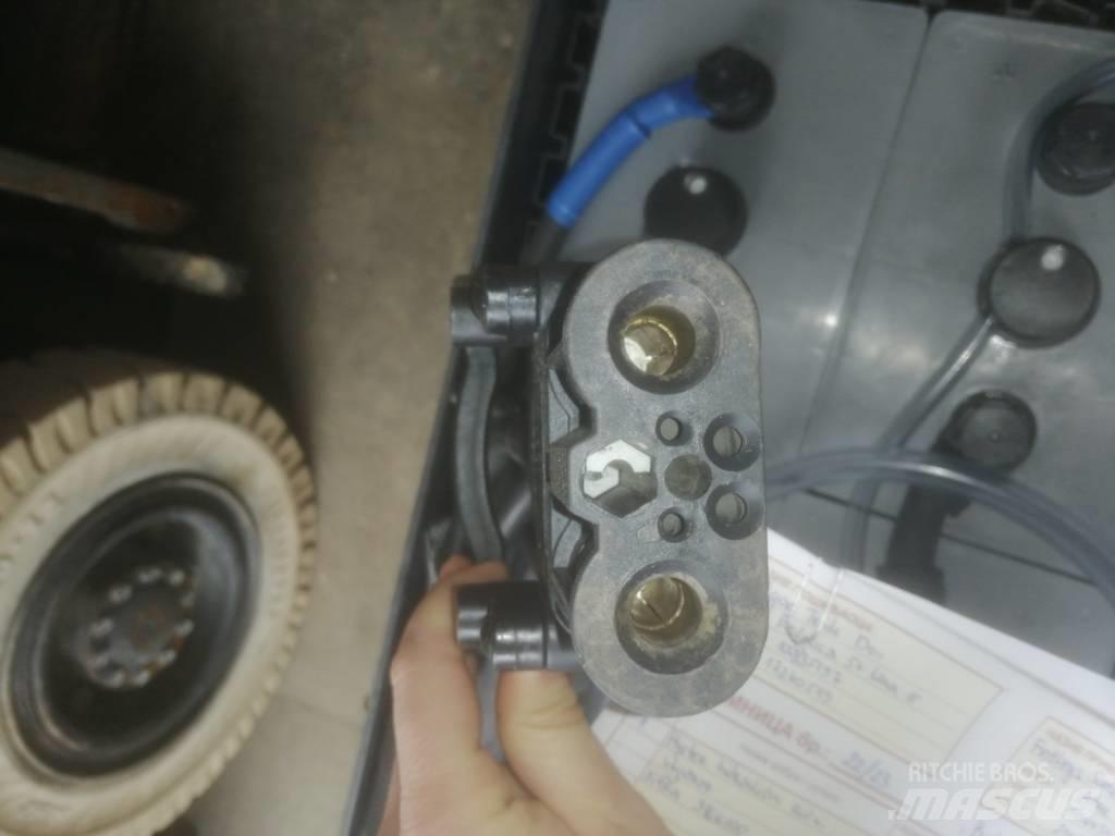 Hyster A 1.3 XNT 전동 지게차
