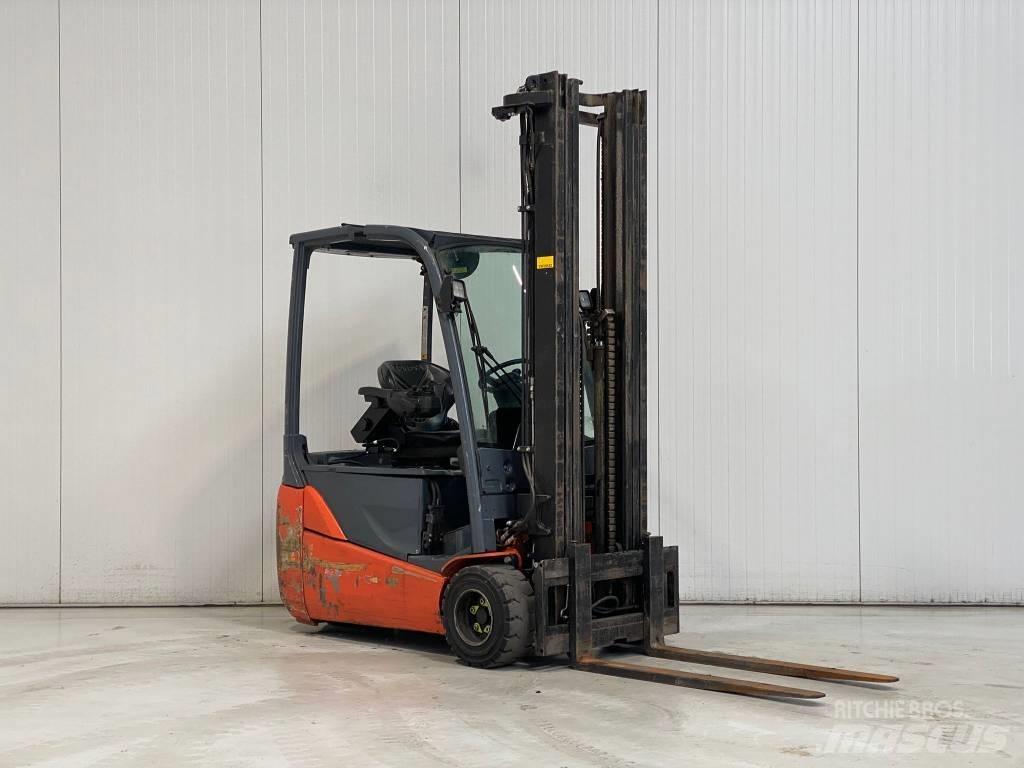 Toyota 8FBE20T 전동 지게차