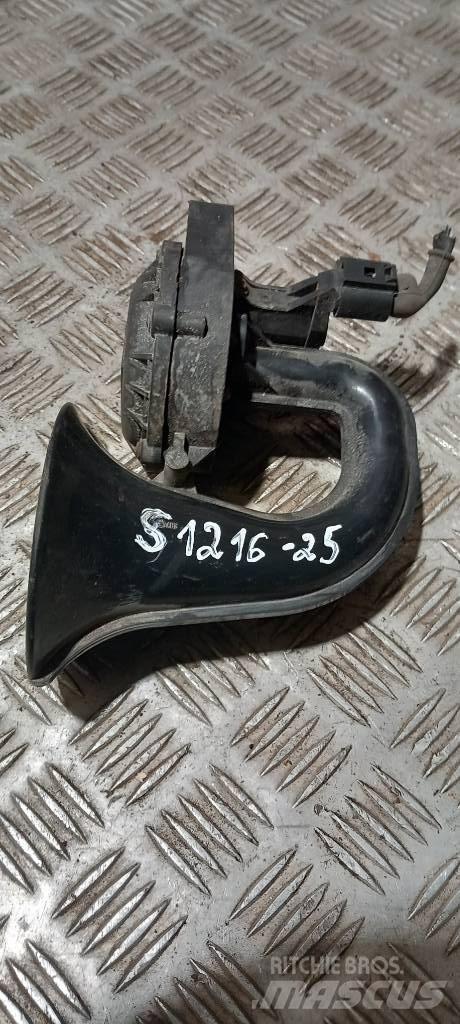 Scania R 4401936103 캐빈 및 인테리어