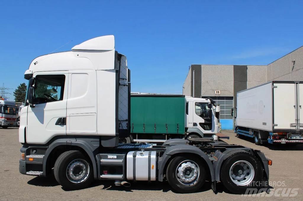 Scania R 400 + 6x2 트랙터 유닛