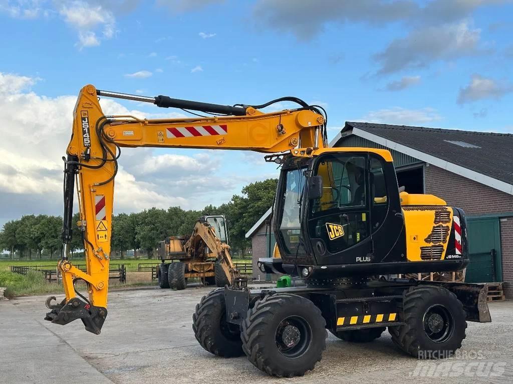 JCB JS145W  휠 굴삭기