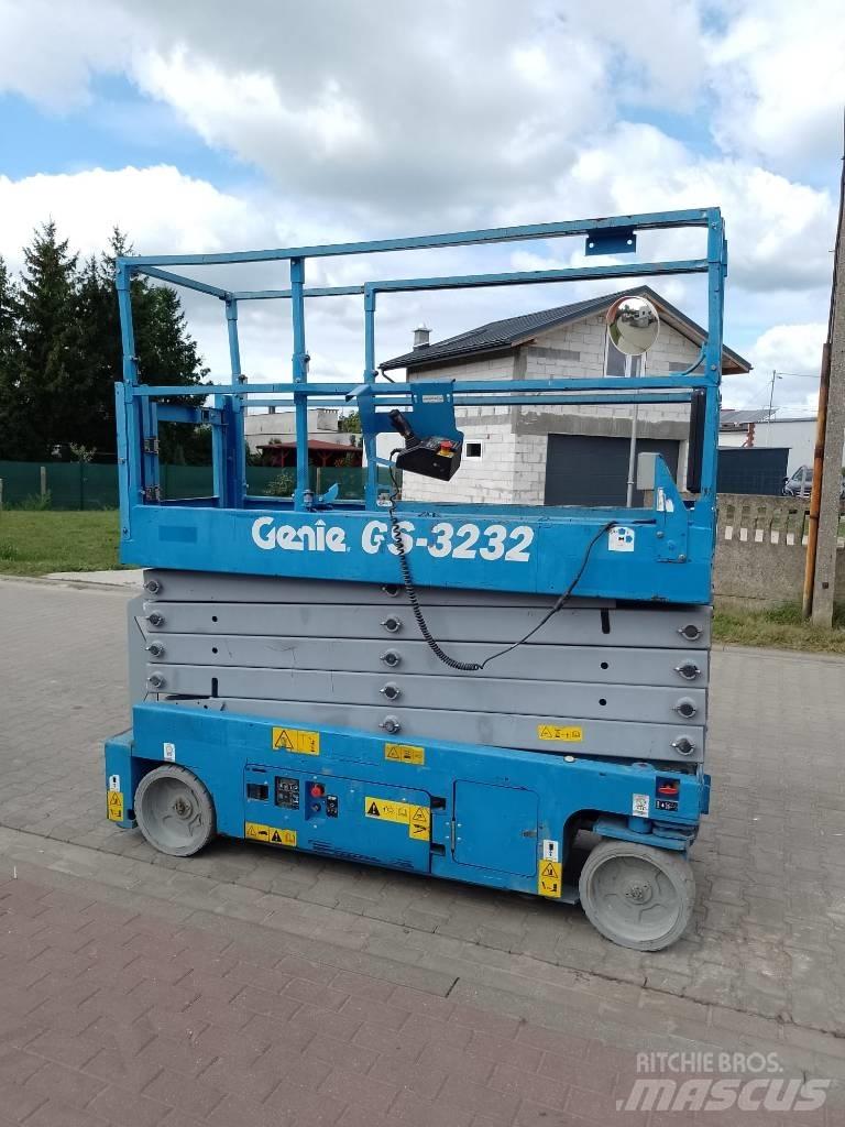 Genie GS 3232 가위형 리프트