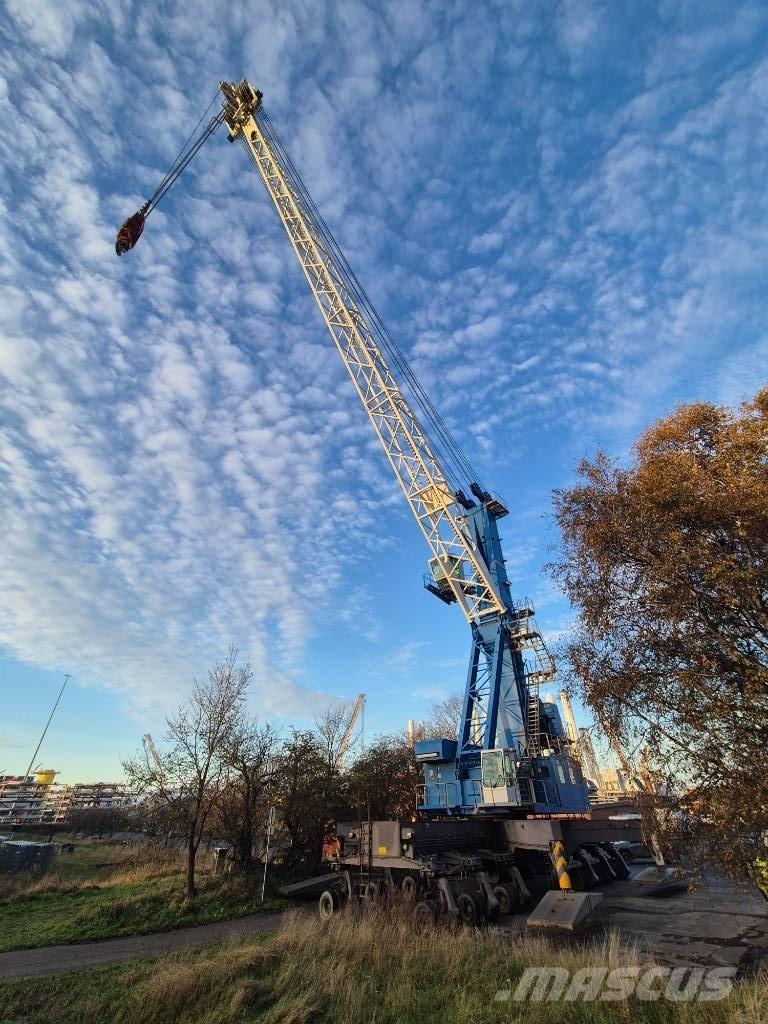 Liebherr LHM 250 하버 크레인