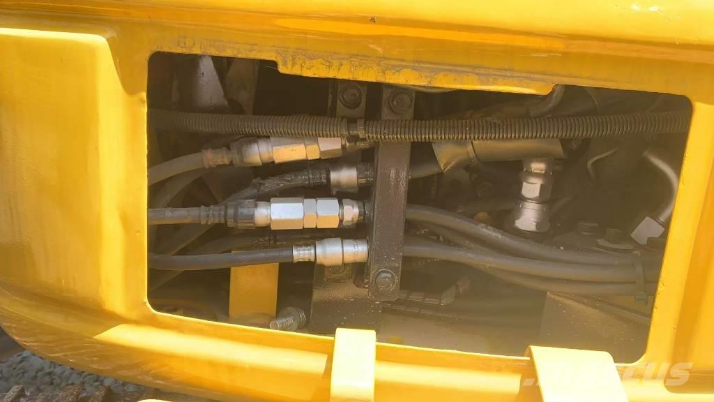 Komatsu PC 40 MR 대형 굴삭기 29톤 이상