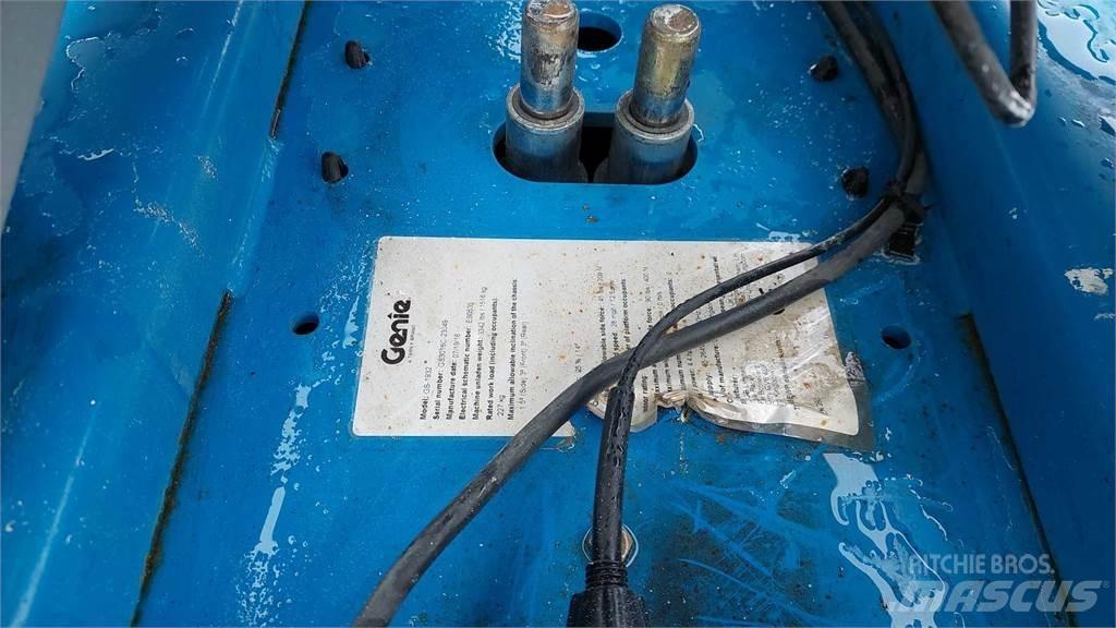 Genie GS1932 가위형 리프트