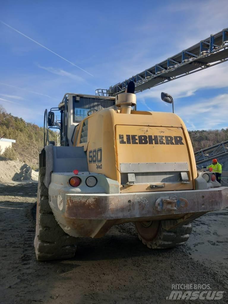 Liebherr L 580  스키드로더