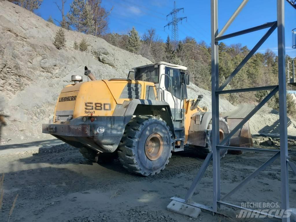 Liebherr L 580  스키드로더