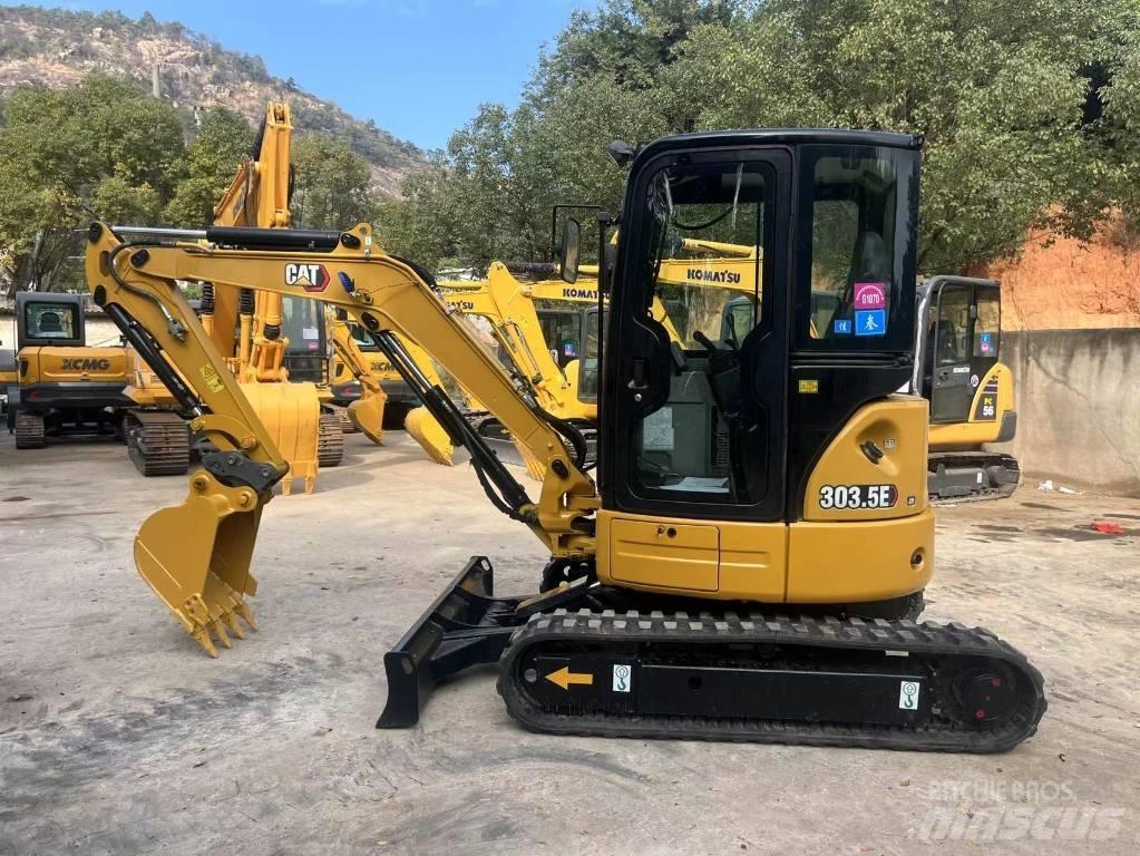 CAT 303.5 E CR 소형 굴삭기 7톤 미만