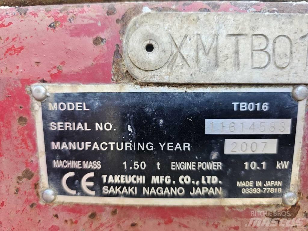 Takeuchi TB 016 소형 굴삭기 7톤 미만