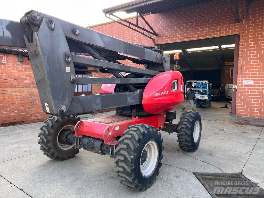 Manitou 180 ATJ 관절형 전동이동 리프트
