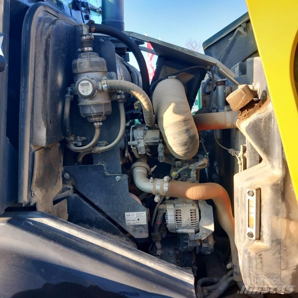Komatsu WA80M-7  휠로우더