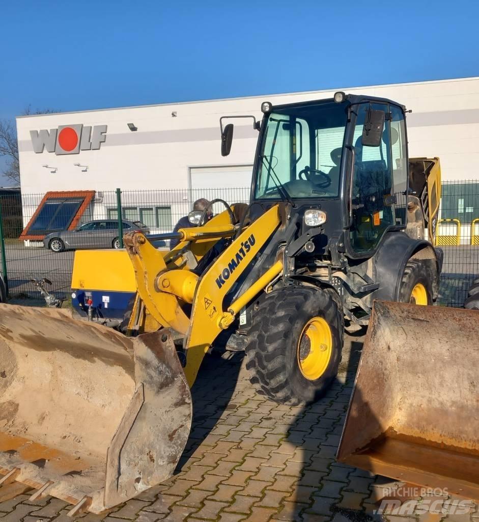 Komatsu WA80M-7  휠로우더