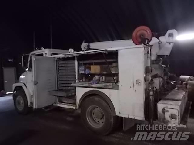 Freightliner L70 기타 트럭