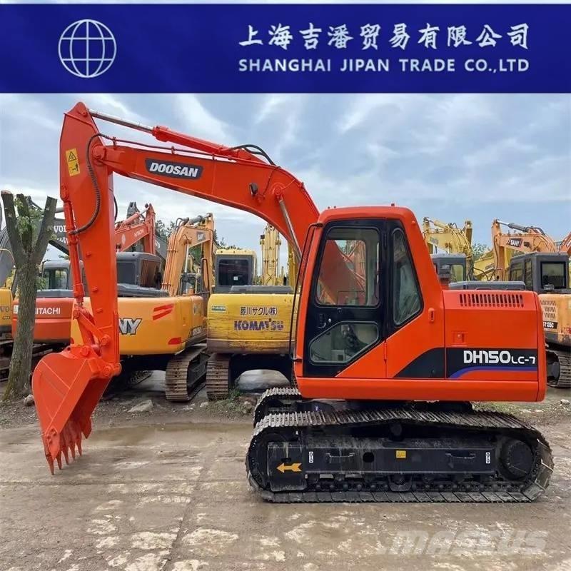 Doosan DH 150 대형 굴삭기 29톤 이상
