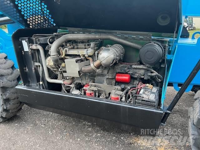 Genie GTH 844 텔러 핸들러