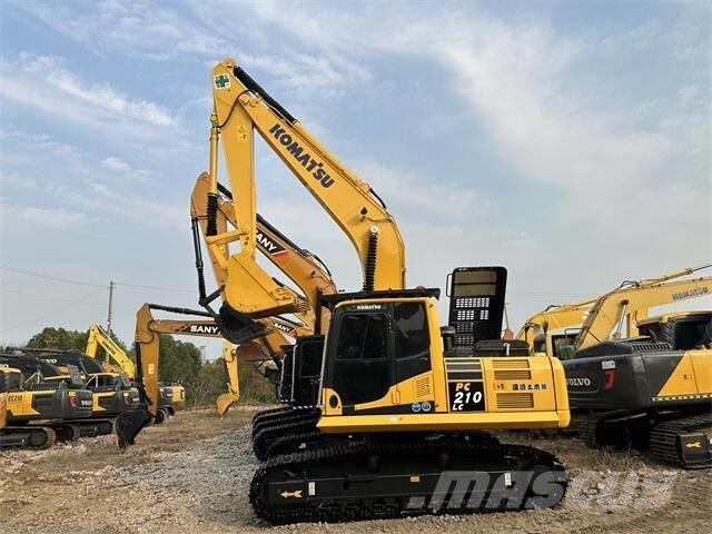 Komatsu PC 210-8 대형 굴삭기 29톤 이상