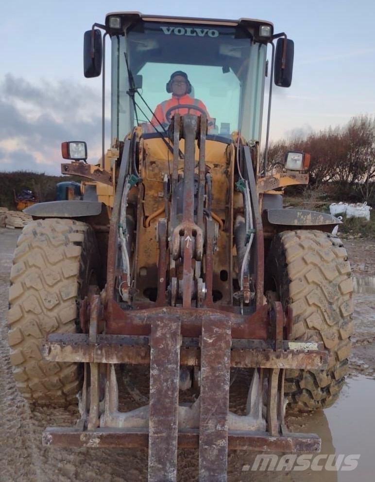 Volvo A70F  휠로우더