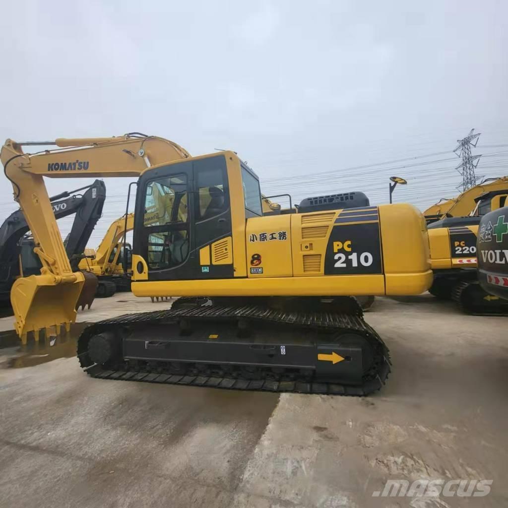 Komatsu PC 210 대형 굴삭기 29톤 이상