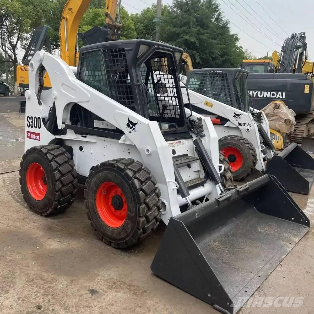 Bobcat S300  스키드로더