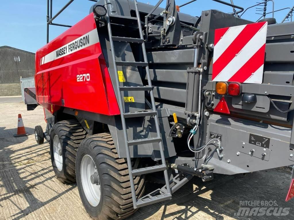 Massey Ferguson 2270 각형 곤포기