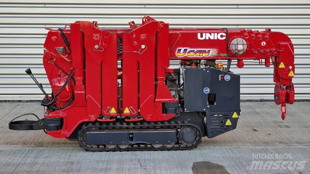 Unic URW 295 미니 크레인