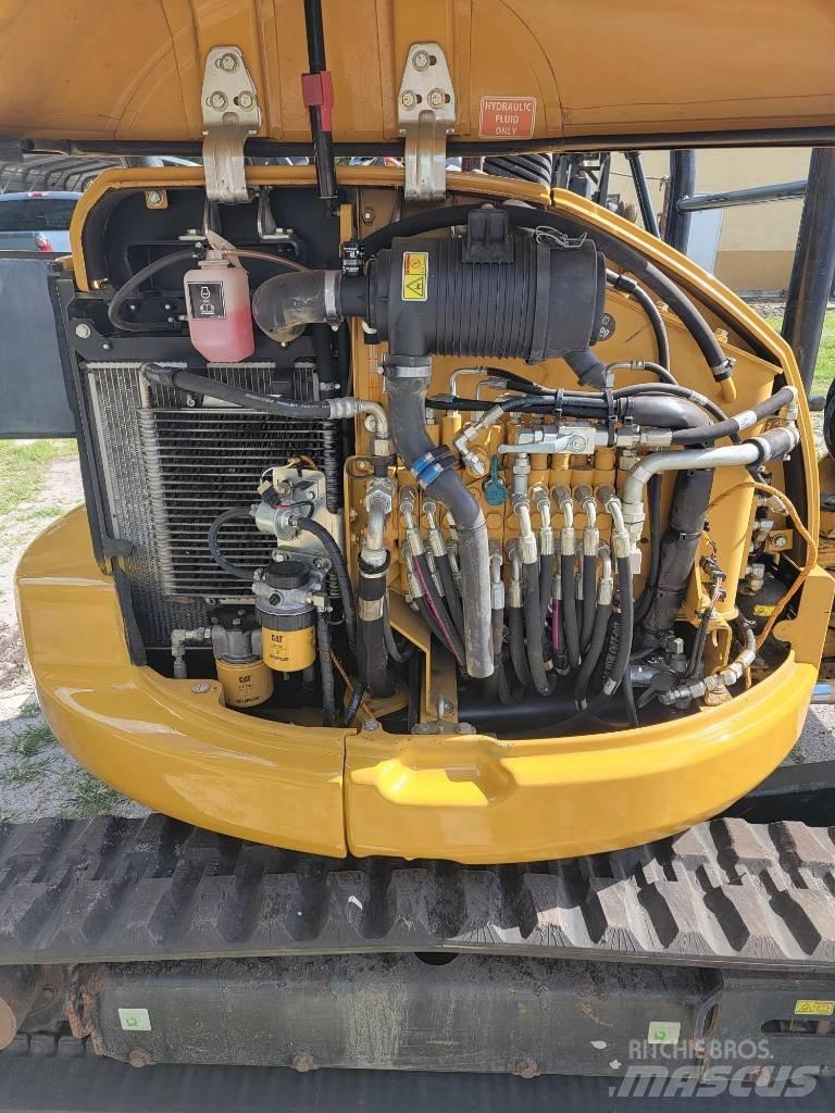CAT 305.5 E CR 소형 굴삭기 7톤 미만