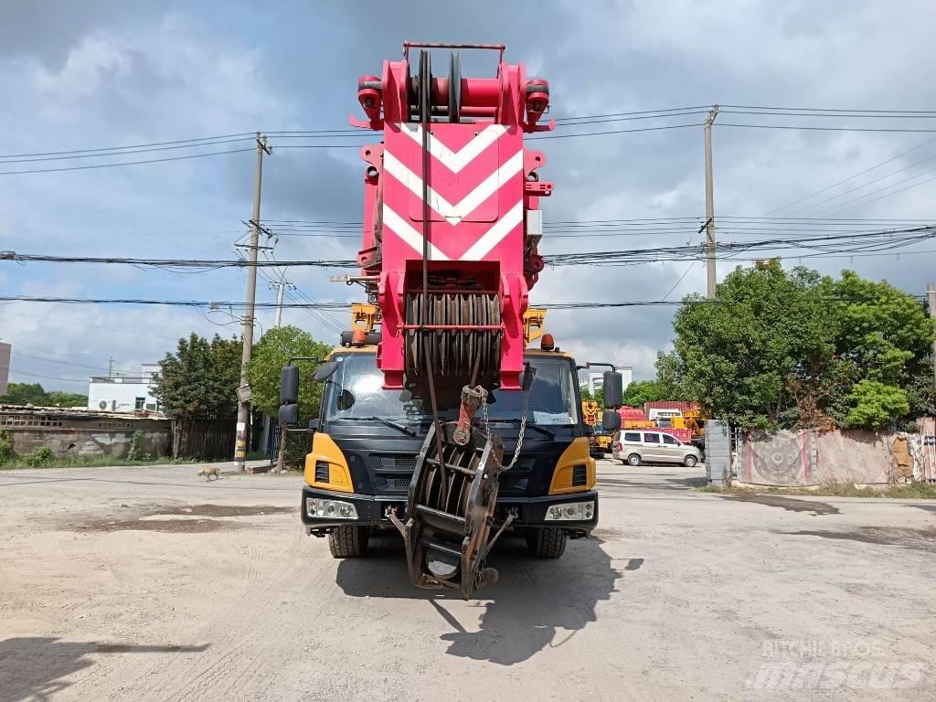 Sany SAC3000T A/T 크레인