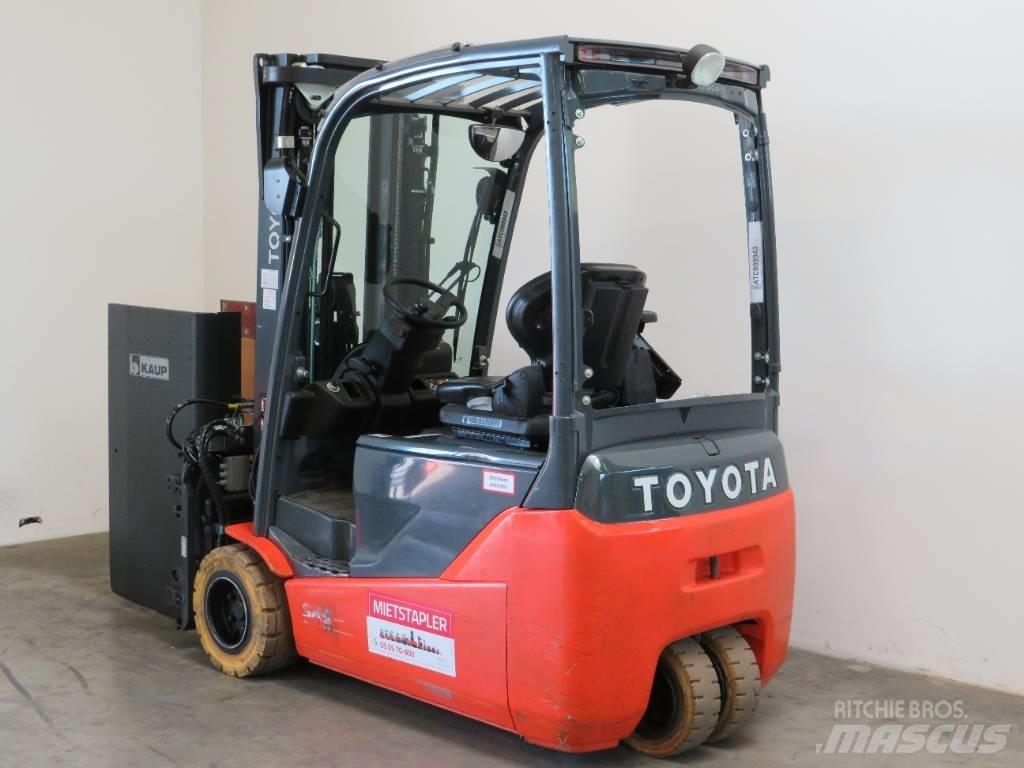 Toyota 8FBE20T 전동 지게차