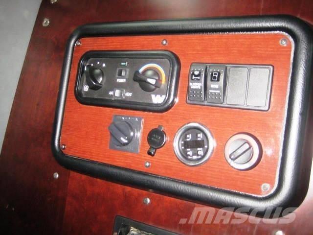 Western Star 5700 XE 트랙터 유닛