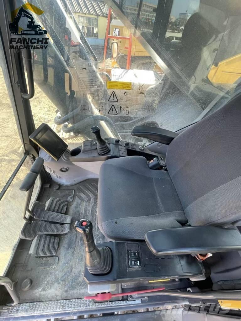 Volvo 950950EL 대형 굴삭기 29톤 이상
