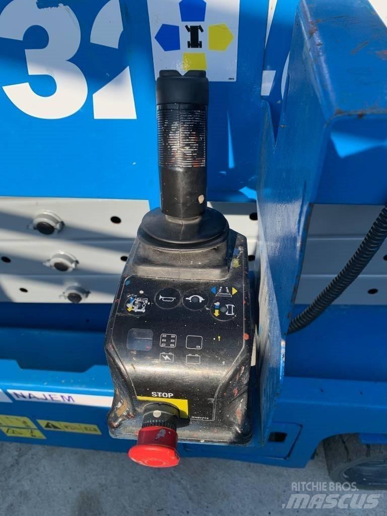 Genie GS 3246 가위형 리프트