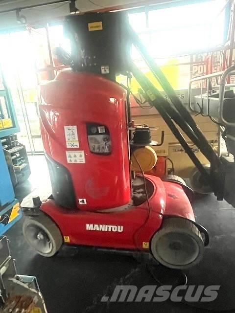 Manitou 100 VJR 인원/화물 앨리베이터