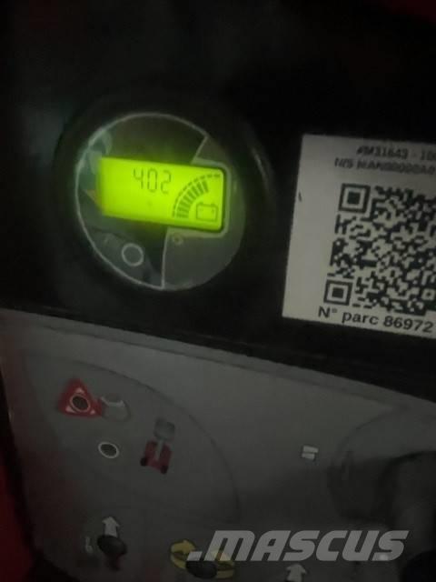 Manitou 100 VJR 인원/화물 앨리베이터