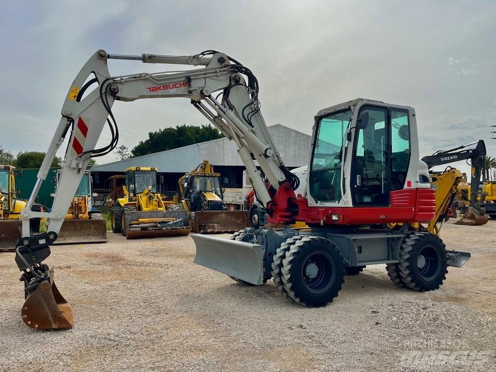 Takeuchi TB 295  휠 굴삭기