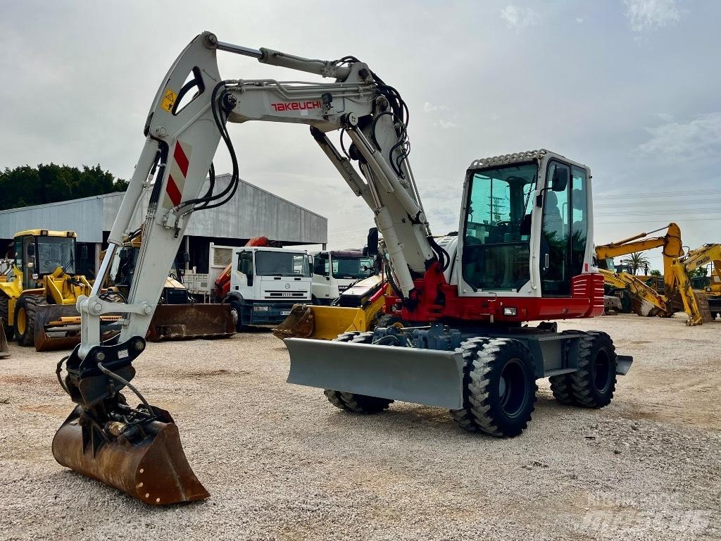Takeuchi TB 295  휠 굴삭기