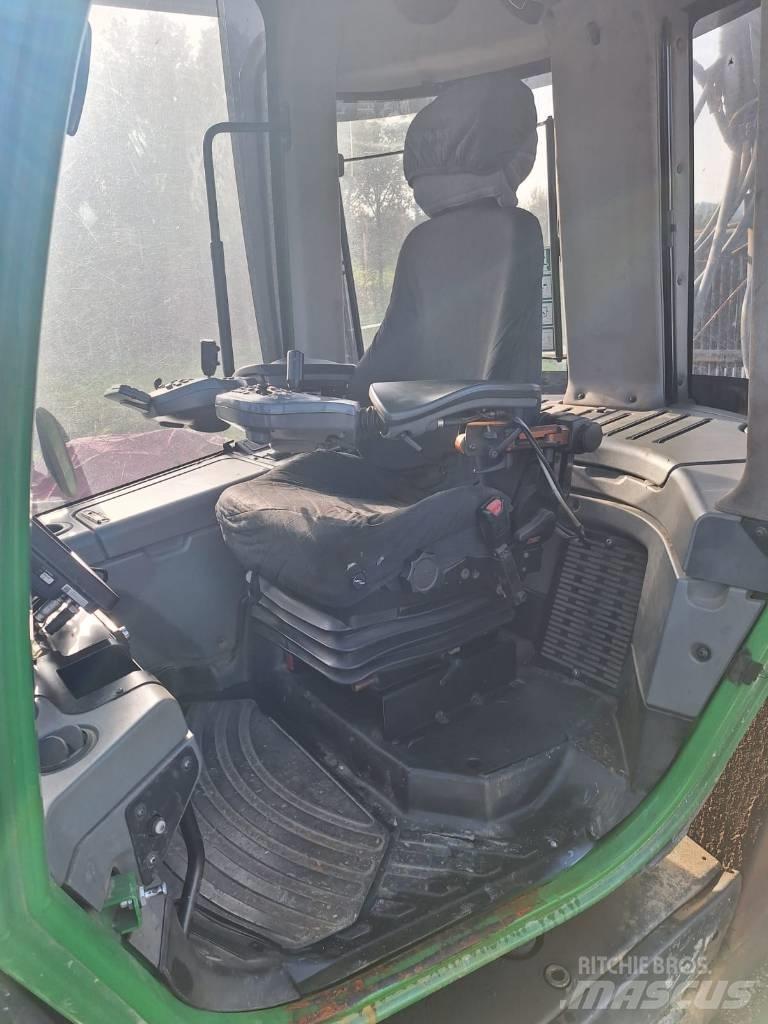 John Deere 1010 E 원목 포워더