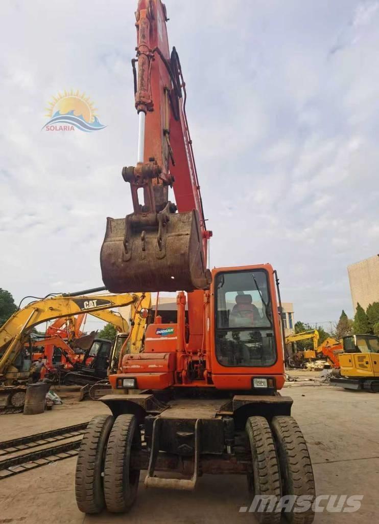 Doosan DH 150 W-7  휠 굴삭기