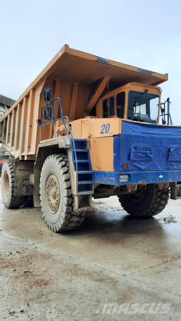 Belaz 75473 초대형 덤프 트럭