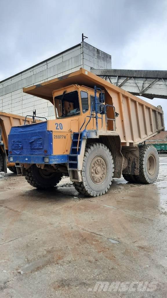 Belaz 75473 초대형 덤프 트럭